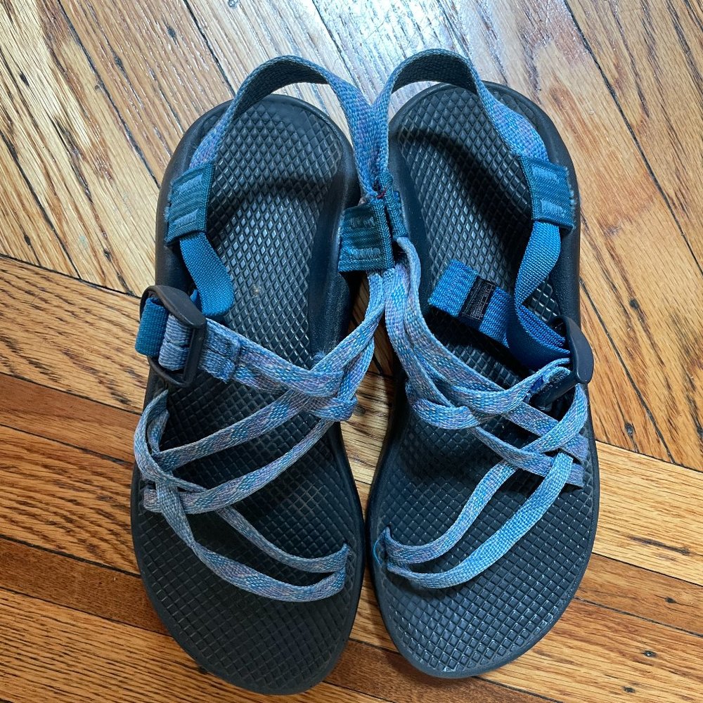 Chacos hiking sandal
